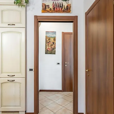 Ferienwohnung Lilly House - Travaco Siccomario - By Host4U San Martino Siccomario Exterior foto