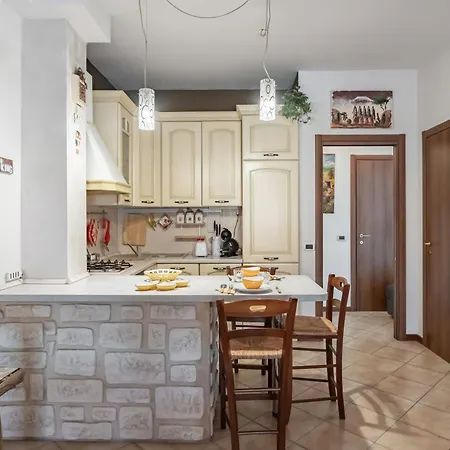 Ferienwohnung Lilly House - Travaco Siccomario - By Host4U San Martino Siccomario Exterior foto