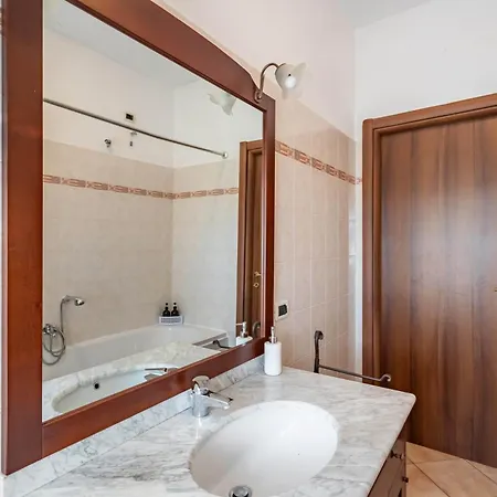 Ferienwohnung Lilly House - Travaco Siccomario - By Host4U San Martino Siccomario Exterior foto