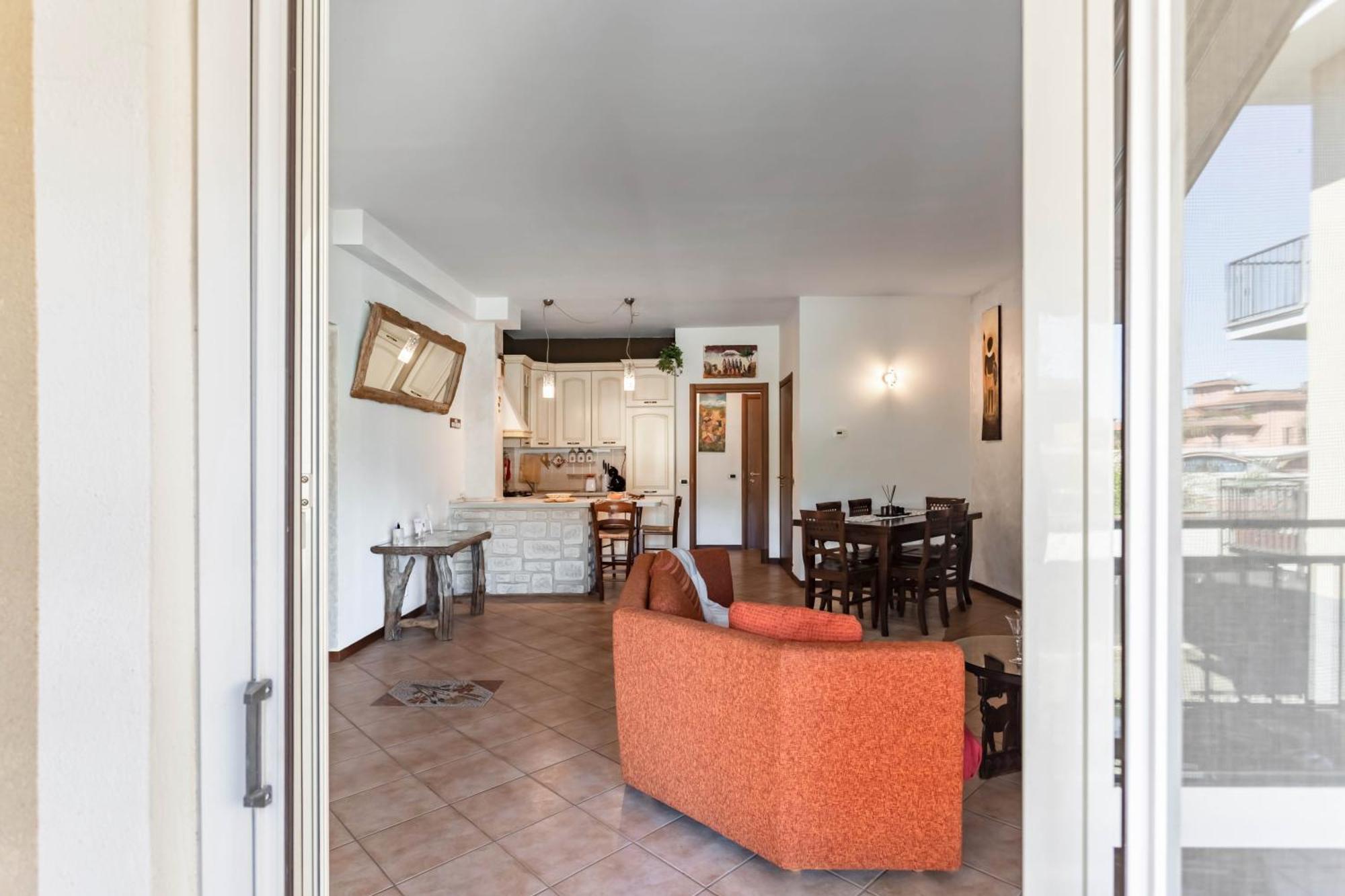 Lilly House - Travaco Siccomario - By Host4u Apartamento *